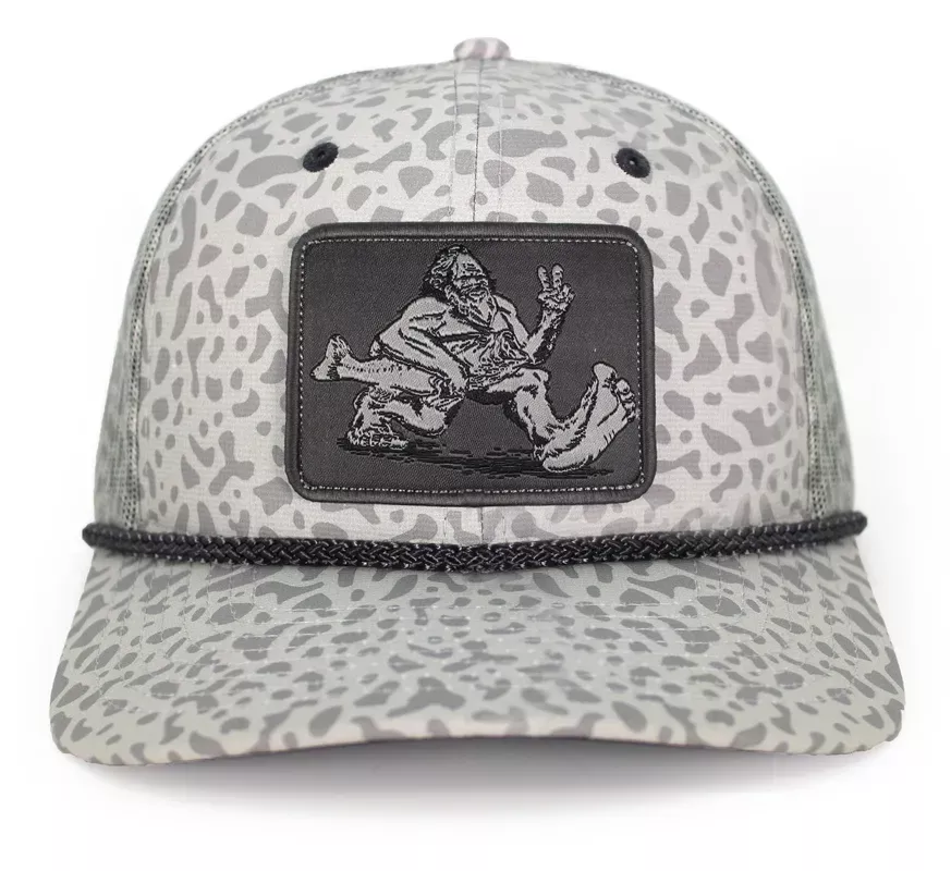 Paramount Outdoors Bigfoot Bass Squatch Fishing 6-Panel Rope Cap
